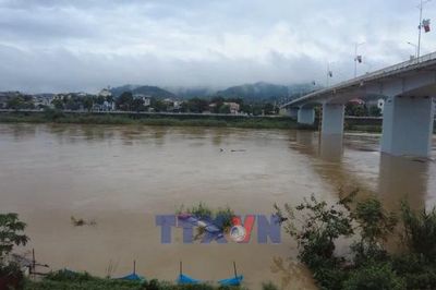 Bộ Xây dựng yêu cầu chủ động ứng phó với lũ trên các tuyến sông
