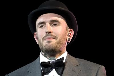 Sự nghiệp của quán quân The Voice mùa đầu tiên trước khi qua đời