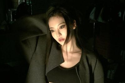 Ningning (aespa) khoe thần thái ngày càng cuốn hút
