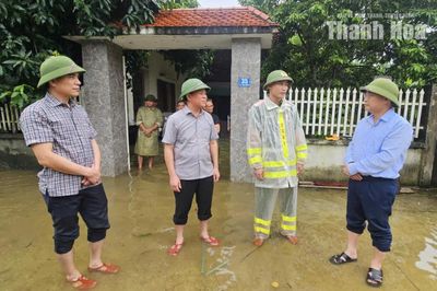 Trưởng Ban Quản lý KKT Nghi Sơn và các KCN kiểm tra công tác ứng phó với mưa lũ