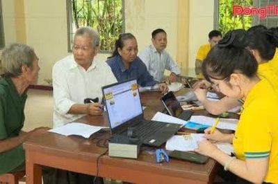 Long Hưng đẩy mạnh chuyển đổi số trong chi trả trợ cấp an sinh