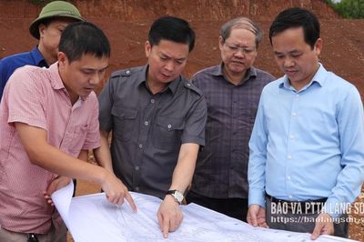Lãnh đạo tỉnh kiểm tra tình hình triển khai các dự án khu, cụm công nghiệp trên địa bàn tỉnh