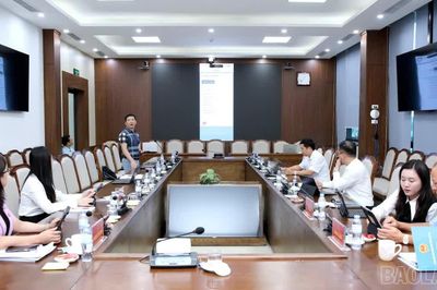 Đoàn Đại biểu Quốc hội tỉnh Lào Cai tập huấn ứng dụng AI, đẩy mạnh chuyển đổi số