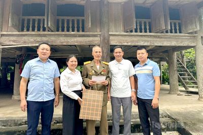 Người trẻ làm trưởng thôn