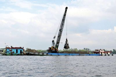 Nạo vét luồng hàng hải sông Đồng Nai, đáp ứng tàu 5.000 tấn