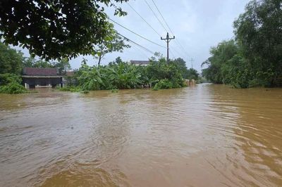 Lũ trên báo động 3 tại Bắc bộ, Thanh Hóa, Nghệ An