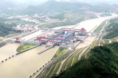 Trung Quốc vận hành siêu kênh đào Bình Lục