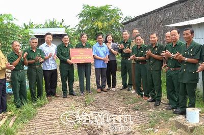 Trao hỗ trợ xây dựng nhà ở cho hội viên cựu chiến binh khó khăn