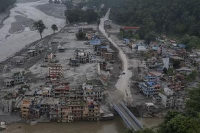 Giới khoa học lý giải nguyên nhân lở băng gây ra trận lũ quét kinh hoàng ở Nepal