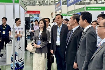GREENTECH HANOI 2026 quy tụ 400 gian hàng công nghệ xanh trong nước và quốc tế