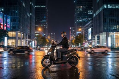 VinFast Kyo xử lý những đoạn đường 'khó chịu' trong phố ra sao?