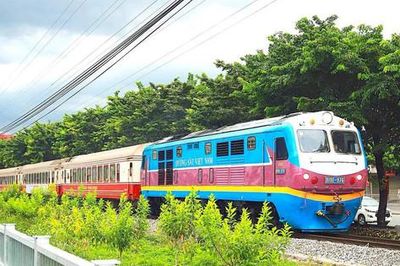 Đề xuất tổ chức lại các hành lang đường sắt qua Hà Nội