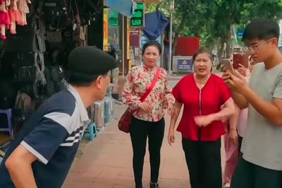 Đào điêu đứng vì bị ông Ba livestream tung tin bôi nhọ đời tư