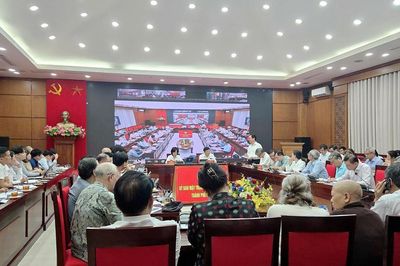 Lắng nghe ý kiến nhân dân để hoàn thiện quy hoạch Đề án trục cảnh quan sông Hồng