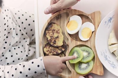 Trẻ cần bổ sung bao nhiêu đạm mỗi ngày?
