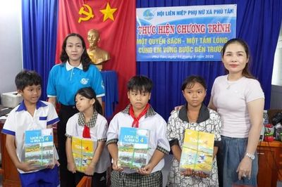 An Giang: Mạnh thường quân góp sức cùng em vững bước đến trường