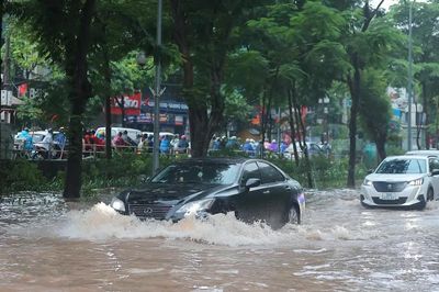 Sáng 18/9, Hà Nội vẫn còn điểm ngập úng