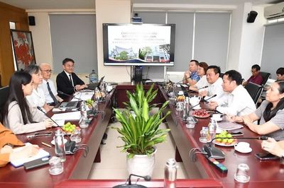 Công ty CP Tiền Phong làm việc với Đại học Từ Tế (Đài Loan, Trung Quốc)