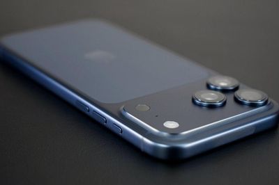 iPhone 2027 có thể lại tăng giá, người dùng 'đau ví' hơn?