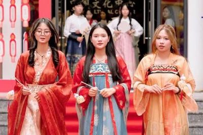 Trải nghiệm văn hóa Trung Quốc qua không gian Tết Trung thu tại Hà Nội