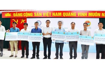 Hỗ trợ 7 tỷ đồng xây 100 căn nhà cho hộ khó khăn tại An Giang