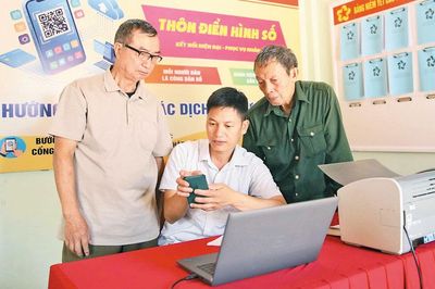Chuẩn hóa cán bộ cơ sở đáp ứng mô hình chính quyền đô thị