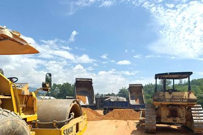 Tháo gỡ khó khăn nhân công, vật liệu cho dự án giao thông