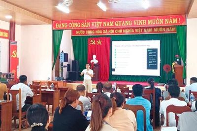 Hơn 100 hộ sản xuất xã Bến Hiên tập huấn kiến thức, kỹ năng thương mại