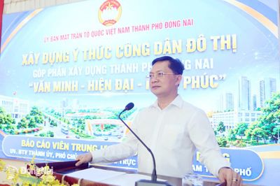Phó Chủ tịch Thường trực Ủy ban MTTQ Việt Nam thành phố Hà Anh Dũng triển khai chuyên đề xây dựng ý thức công dân đô thị tại xã Minh Đức
