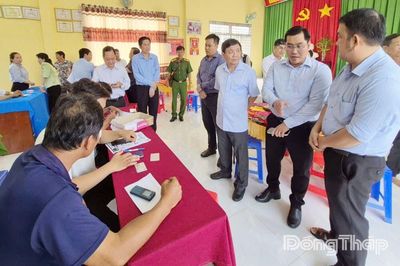 Tăng cường lãnh đạo, phấn đấu trên 90% người dân có Sổ sức khỏe điện tử