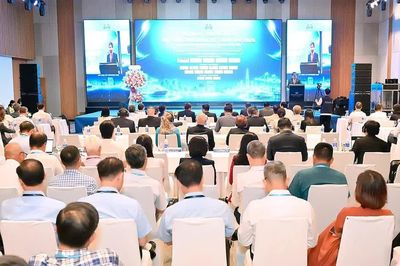 Cảng biển Việt Nam hướng tới xanh hóa, số hóa và kết nối chuỗi logistics