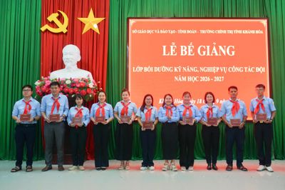 Bế giảng lớp Bồi dưỡng kỹ năng, nghiệp vụ công tác đội