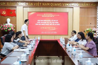 Họp ban giám khảo, tổ thư ký Cuộc thi sáng tác các tác phẩm văn học nghệ thuật viết về Lai Châu