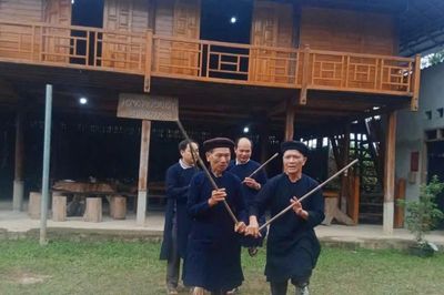 Điệu chèo hiếu quê hương