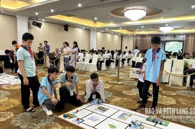 Khơi nguồn sáng tạo từ sân chơi Robotics
