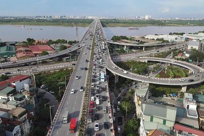 Bộ Xây dựng định hướng phát triển vận tải xanh, thông minh đến năm 2050