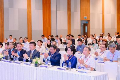 Cảng biển Việt Nam chuyển đổi xanh, kiến tạo mới hệ sinh thái hàng hải, logistics