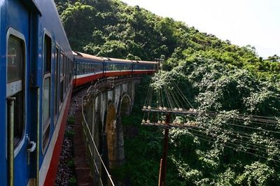 Gia cố 4 hầm yếu trên tuyến đường sắt Hà Nội - TP Hồ Chí Minh