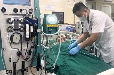 Ngừng tuần hoàn 2 lần liên tiếp, người đàn ông 64 tuổi thừa nhận sai lầm nhiều người Việt mắc phải