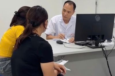 Bác sĩ khuyến cáo 6 việc cần làm ngay trong và sau mưa ngập