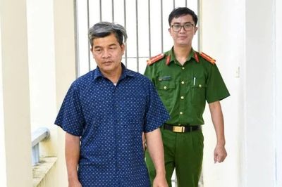 Livestream sai sự thật với 17.000 lượt tương tác, người đàn ông bị bắt khẩn cấp