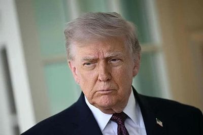 Tổng thống Trump 'cấm cửa' 3 hãng truyền thông tiếp cận Nhà Trắng