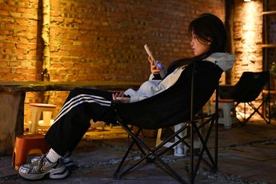 Người trẻ Trung Quốc với xu hướng 'làm 1 ngày, nằm 3 ngày'