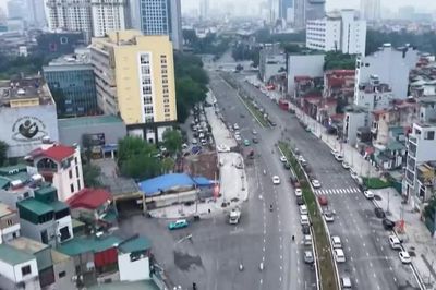 [Video] Hà Nội điều chỉnh tổ chức giao thông phố La Thành phục vụ thi công Vành đai 1