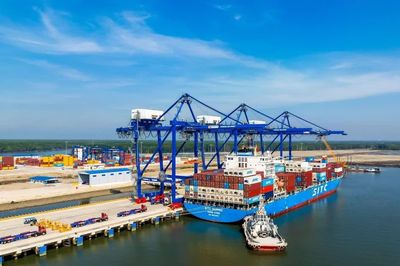 Phát triển hạ tầng logistics số và chuyển đổi xanh phục vụ xuất nhập khẩu bền vững ngành công thương
