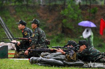Xạ thủ bắn tỉa toàn quân chinh phục những bài bắn khó