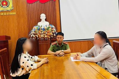 Lộ diện người ẩn danh