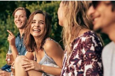 3 cung hoàng đạo tận hưởng ngày cuối tuần vui vẻ bên bạn bè, người thân
