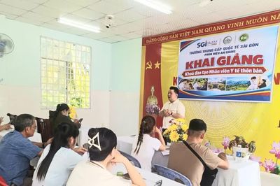 Những lớp dạy nghề Y tế thôn bản trong đồng bào dân tộc và miền núi tại An Giang
