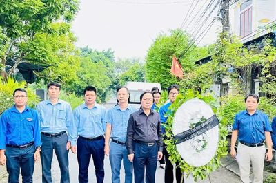 Lãnh đạo trường ĐH Mỏ- Địa chất chia buồn với gia đình nam sinh bị nước cuốn